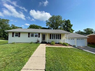 810 Parkview Dr, Boonville, IN 47601