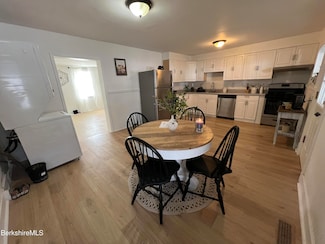 202 Columbia St, Adams, MA 01220