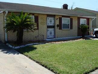 204 Senate Dr, Avondale, LA 70094