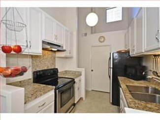 3362 La Mesa Dr Unit 9, San Carlos, CA 94070