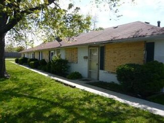 3234 7th St, Park City, IL 60085