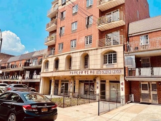 144-49 Barclay Ave Unit C1, Flushing, NY 11355