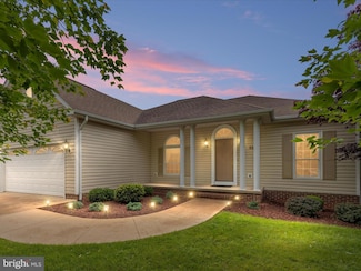 565 Fulton Dr, Strasburg, VA 22657