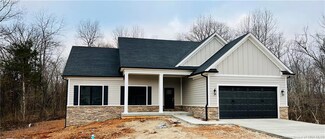 1745 Rainbolt Ct NW, Corydon, IN 47112