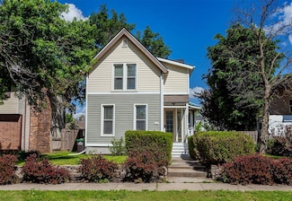 1807 11th St, Des Moines, IA 50314