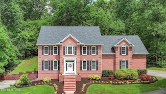 5309 Oak Glade Ln, Knoxville, TN 37918
