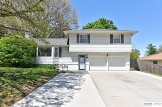 12310 Woolworth Ave, Omaha, NE 68144