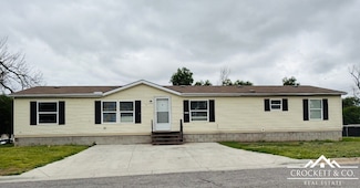 1009 Avenue F, Dodge City, KS 67801