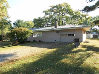 3733 N Pleasant Ln, Peru, IN 46970