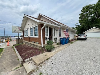 205 N Jackson St, Greencastle, IN 46135