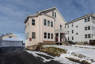 176 Vernon St, Worcester, MA 01610