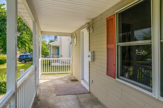 251 Nathan Ct, Cliffwood, NJ 07721