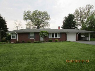 719 W Wolfe St, Sullivan, IN 47882