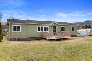 8515 Mullan Ln, Missoula, MT 59808
