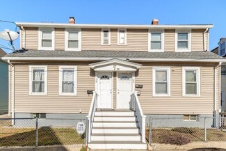 78 Whipple St, Lowell, MA 01852