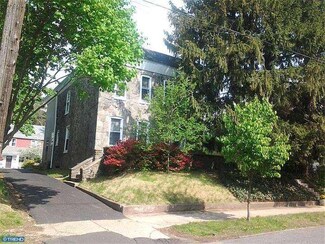 6715 N 6th St, Philadelphia, PA 19126