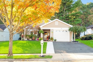 15 Maidstone Way, Manchester, NJ 08759