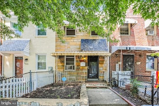 428 20th St NE, Washington, DC 20002