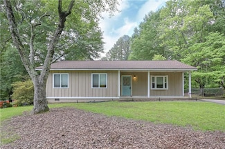 510 Pineland Rd SW, Mableton, GA 30126