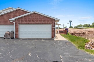 1899 Riverside Dr Unit A, Suamico, WI 54313