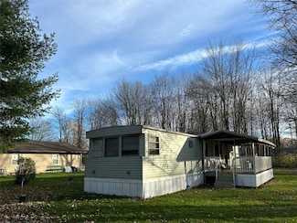 1410 Nancy Ave, Pymatuning Central, PA 16424