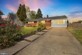 7502 Hogarth St, Springfield, VA 22151