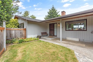 8374 W Meadow Ln, Lynden, WA 98264