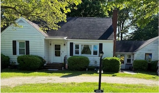 4078 Willis Wharf Rd, Exmore, VA 23350