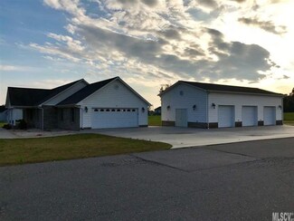 15 D W Payne Rd, Taylorsville, NC 28681