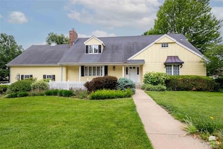 3009 Claflin Rd, Manhattan, KS 66503