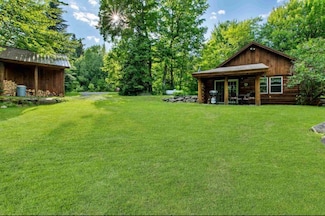 102 Vista Way, Pittsburg, NH 03592