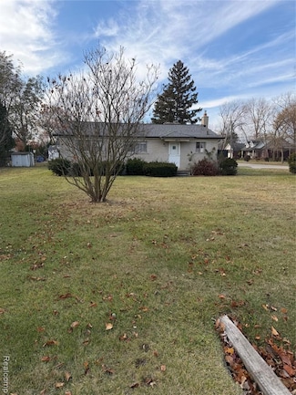 28475 Norwood Ave, Warren, MI 48092