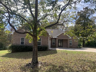 3078 Airport Rd, Crestview, FL 32539