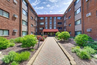 2021 S Wolf Rd Unit 405, Hillside, IL 60162
