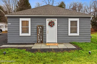 6959 Fuller Station Rd, Schenectady, NY 12303