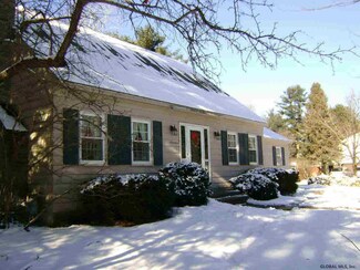 17 Sylvan Ave, Queensbury, NY 12804