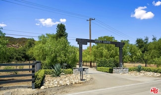 33269 Mulholland Hwy, Malibu, CA 90265