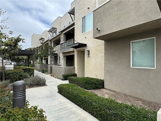 2820 Lily Ln, El Monte, CA 91733