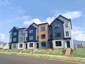 2017 Larkin Ave, Crozet, VA 22932