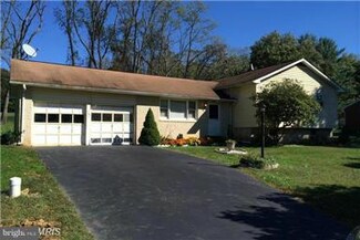817 Adams Ave, Aberdeen, MD 21001
