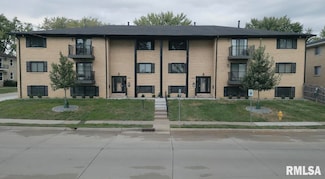 1650 W 42nd St Unit 9, Davenport, IA 52806