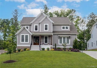 17113 Shoreland Dr, Moseley, VA 23120