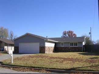 3326 S Knight Ave, Wichita, KS 67217