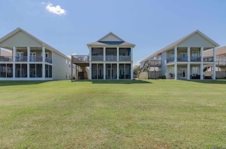 11182 River Highlands Dr Unit 4-A, Saint Amant, LA 70774