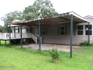 201 Sparrow St, New Iberia, LA 70563