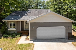 2159 Driftwood Ln NE, Kalkaska, MI 49646
