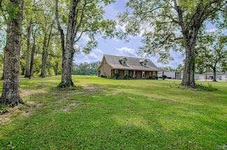 65755 J r Dr, Plaquemine, LA 70764
