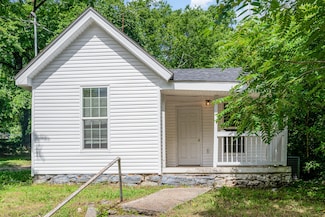 1018 Bridge St, Columbia, TN 38401
