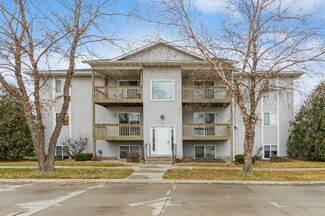 110 Vicky Ln Unit 12, Williamsburg, IA 52361