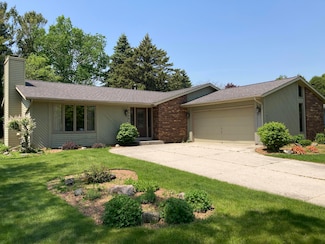 3988 S 18th St, Sheboygan, WI 53081